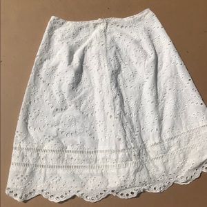 Francescas White lace knee lace skirt size m